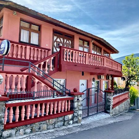 Hotel Vila Duricic 300M Od Mora Ðenovići Exteriér fotografie