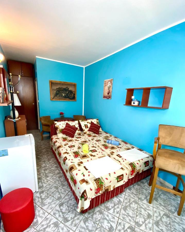 Hotel Vila Duricic 300M Od Mora Ðenovići Exteriér fotografie