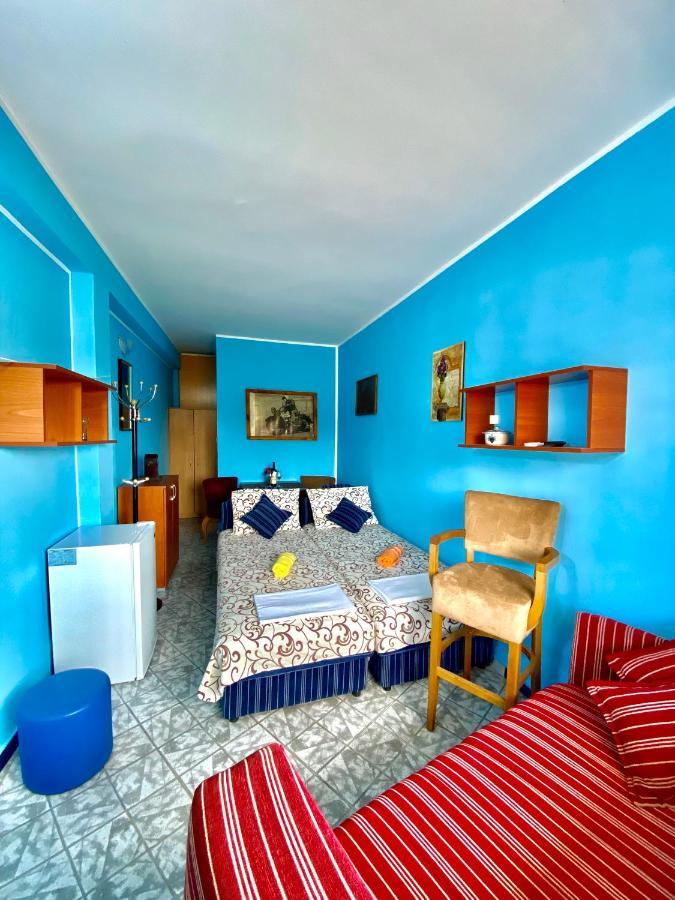 Hotel Vila Duricic 300M Od Mora Ðenovići Exteriér fotografie