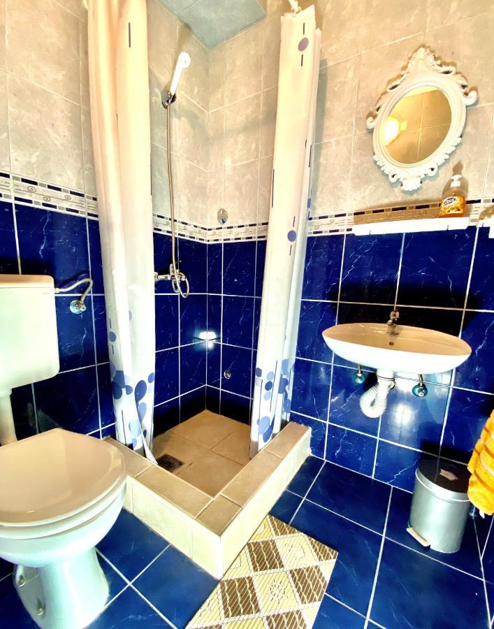 Hotel Vila Duricic 300M Od Mora Ðenovići Exteriér fotografie