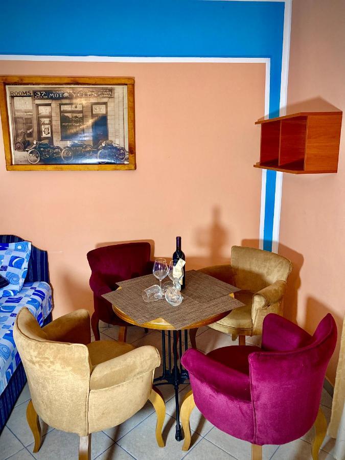 Hotel Vila Duricic 300M Od Mora Ðenovići Exteriér fotografie
